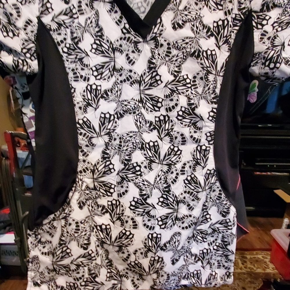 Scrub top - Picture 4 of 4